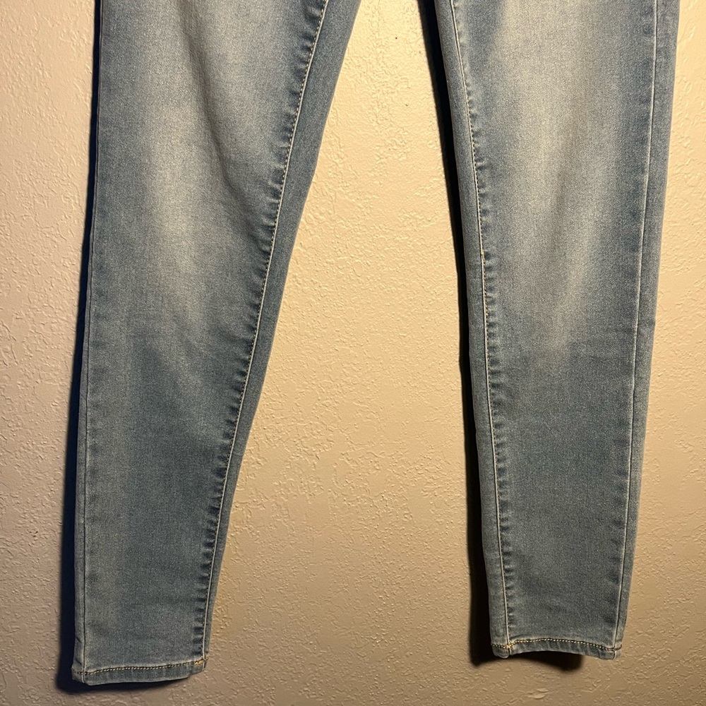 Curve Appeal Blue Skinny High-Waisted Jeans SZ 2 Tummy Tucking Straight Leg NWT - Picture 2 of 16